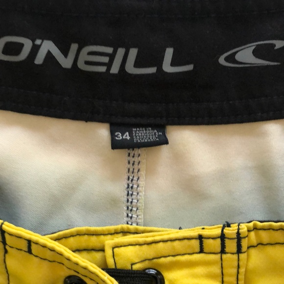 Men’s O’Neill Swim Trunks - Picture 3 of 3